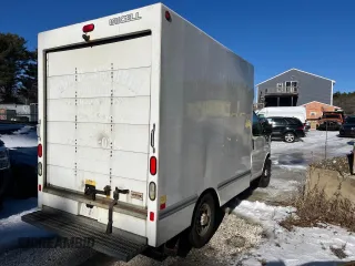 2014 Chevrolet Express Commercial Work Van with VIN 1GB0G2CA6E1118877, listed as a Copart auction lot 43480625 with 1,949 mi miles and Clean Title. Bid and sale history available at carsss.com. Image 4.