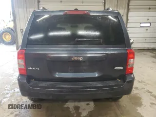 2015 Jeep Patriot Latitude with VIN 1C4NJRFB0FD125811, listed as a Copart auction lot 56658815 with 169,500 mi miles and Clean title. Bid and sale history available at DreamBid. Image 6.