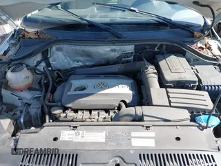 2011 Volkswagen Tiguan SEL with VIN WVGBV7AXXBW554267, listed as a IAAI auction lot 42773354 with 70,547 mi miles and . Bid and sale history available at DreamBid. Image 10.