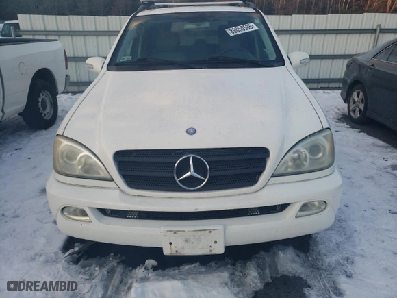 2005 Mercedes-Benz M-Class 3.7L with VIN 4JGAB57E65A524585, listed as a Copart auction lot 89055505 with 158,030 mi miles and Salvage Title. Bid and sale history available at carsss.com. Image 5.