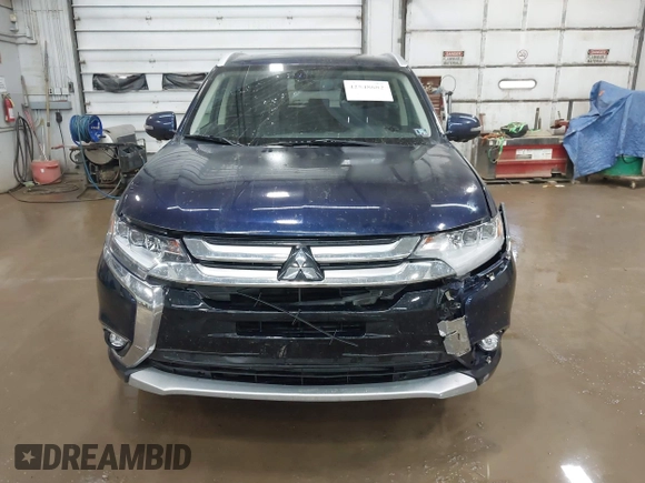 2018 Mitsubishi Outlander ES with VIN JA4AZ3A37JZ017700, listed as a IAAI auction lot 42548682 with 109,375 mi miles and . Bid and sale history available at DreamBid. Image 13.