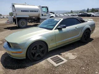 2005 Ford Mustang GT Deluxe with VIN 1ZVFT85H455171517, listed as a Copart auction lot 57347985 with 191,688 mi miles and Salvage title. Bid and sale history available at DreamBid. Image 1.