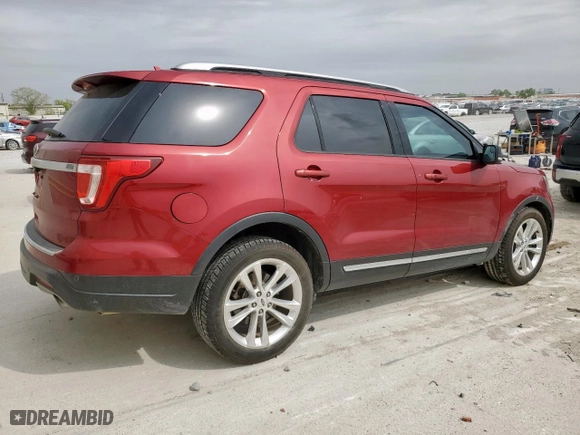 2018 Ford Explorer XLT with VIN 1FM5K7D85JGB42275, listed as a Copart auction lot 51679765 with 76,177 mi miles and Salvage Title. Bid and sale history available at carsss.com. Image 3.