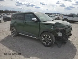 2020 Kia Soul X-Line with VIN KNDJ23AU4L7055922, listed as a Copart auction lot 46923835 with 107,382 mi miles and Salvage Title. Bid and sale history available at carsss.com. Image 4.