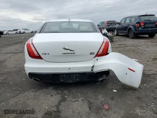2018 Jaguar XJ with VIN SAJWJ2GD1J8W13874, listed as a Copart auction lot 46058483 with 46,898 mi miles. Bid and sale history available at carsss.com. Image 6.