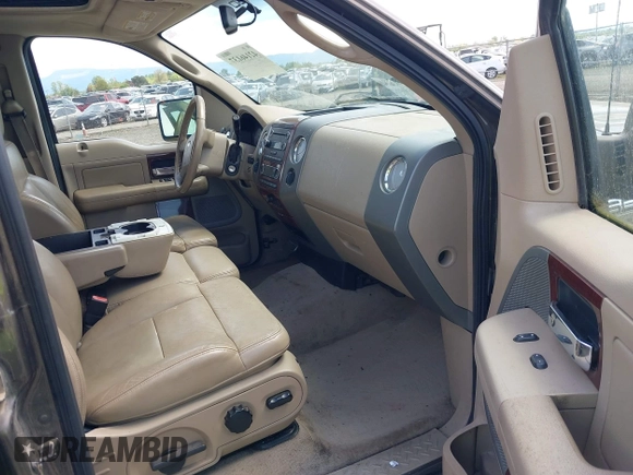 2008 Ford F-150 XLT with VIN 1FTPW14V68FA02921, listed as a IAAI auction lot 42146137 with 248,602 mi miles. Bid and sale history available at carsss.com. Image 5.