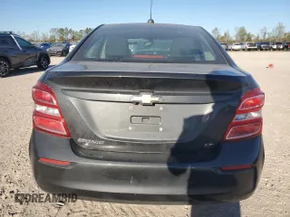 2017 Chevrolet Sonic LT z VIN 1G1JD5SH7H4133389, wystawiony jako Copart lot #48939815 z przebiegiem 105 502 mil mil oraz Szkoda całkowita • Salvage title. Historia ofert i sprzedaży dostępna na DreamBid. Obrazek 6.