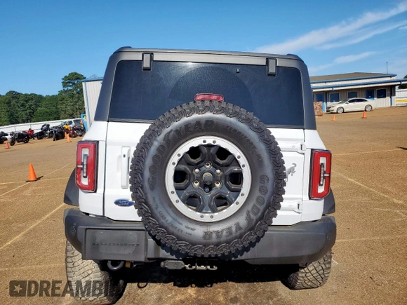 2023 Ford Bronco with VIN 1FMEE5DP4PLA96702, listed as a Copart auction lot 57574165 with 9,258 mi miles and Salvage title. Bid and sale history available at DreamBid. Image 6.