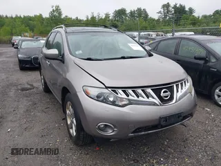 2010 Nissan Murano SL z VIN JN8AZ1MWXAW131454, wystawiony jako IAAI lot #42451387 z przebiegiem 146 356 mil mil oraz . Historia ofert i sprzedaży dostępna na DreamBid. Obrazek 1.