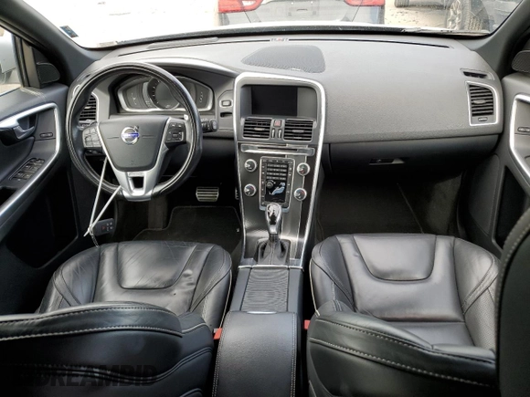 2017 Volvo XC60 R-Design with VIN YV449MRS7H2026756, listed as a Copart auction lot 53217014 with 86,201 mi miles and Salvage title. Bid and sale history available at DreamBid. Image 8.