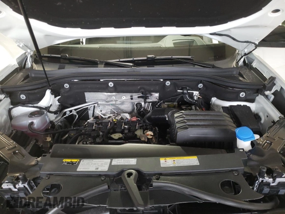 2024 Volkswagen Atlas Peak Edition SEL with VIN 1V2GR2CA7RC564002, listed as a Copart auction lot 85509344 with 111 mi miles and Salvage title. Bid and sale history available at DreamBid. Image 11.