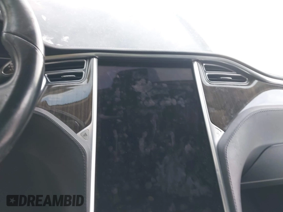 2013 Tesla Model S с VIN 5YJSA1AG2DFP11228, выставлен на аукционе IAAI как лот 41339370 с пробегом 121 237 миль миль и . История ставок и продаж доступна на DreamBid. Изображение 17.