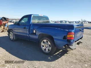 2004 Chevrolet Silverado 1500 LS with VIN 1GCEC14V84Z196019, listed as a Copart auction lot 45602055 with 212,230 mi miles and Salvage Title. Bid and sale history available at carsss.com. Image 2.