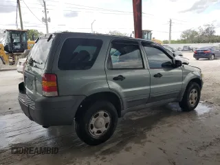 2005 Ford Escape XLS Value с VIN 1FMYU02Z35KC44073, выставлен на аукционе Copart как лот 58216525 с пробегом 135 959 миль миль и Списание • Salvage title. История ставок и продаж доступна на DreamBid. Изображение 3.