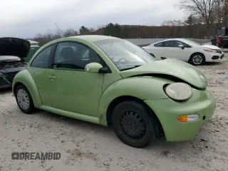 2005 Volkswagen New Beetle Coupe GL with VIN 3VWBK31C95M414926, listed as a Copart auction lot 78665724 with 105,038 mi miles and Clean Title. Bid and sale history available at carsss.com. Image 4.