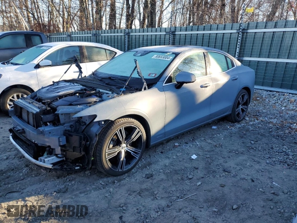 2022 Volvo S60 Plus Dark Theme with VIN 7JRL12TL2NG154334, listed as a Copart auction lot 80653004 with 43,860 mi miles and Salvage Title. Bid and sale history available at carsss.com. Image 1.