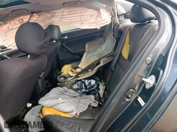 2005 Acura TSX z VIN JH4CL96845C024814, wystawiony jako Copart lot #63786025 z przebiegiem Nie podano mil oraz Nie do naprawy • Non repairable. Historia ofert i sprzedaży dostępna na DreamBid. Obrazek 10.