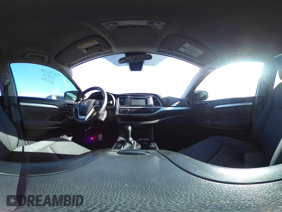 2018 Toyota Highlander LE with VIN 5TDZARFH0JS036002, listed as a IAAI auction lot 42281311 with 106,714 mi miles and . Bid and sale history available at DreamBid. Image 19.