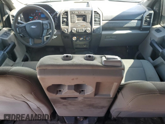 2019 Ford F-350 XL z VIN 1FT8W3DT9KEC77629, wystawiony jako Copart lot #52437745 z przebiegiem 251 170 mil mil oraz Szkoda całkowita • Salvage title. Historia ofert i sprzedaży dostępna na DreamBid. Obrazek 8.