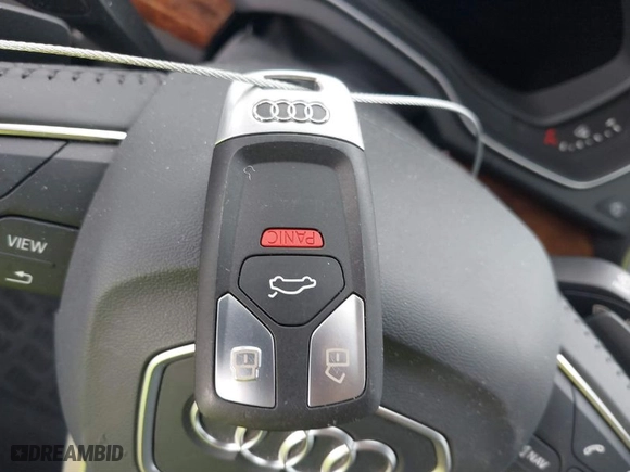 2018 Audi Q5 Premium Plus with VIN WA1BNAFYXJ2092411, listed as a IAAI auction lot 41051336 with 54,595 mi miles. Bid and sale history available at carsss.com. Image 11.