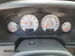 2005 Dodge Stratus SXT z VIN 1B3EL46X15N672038, wystawiony jako Copart lot #67928474 z przebiegiem 181 758 mil mil oraz Tytuł czysty. Historia ofert i sprzedaży dostępna na DreamBid. Obrazek 9.