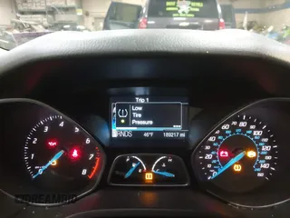 2012 Ford Focus SEL with VIN 1FAHP3M23CL137776, listed as a IAAI auction lot 41921697 with 189,217 mi miles. Bid and sale history available at carsss.com. Image 7.