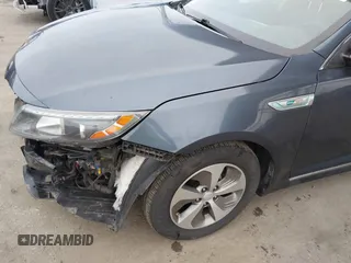 2014 Kia Optima LX z VIN KNAGM4AD8E5065584, wystawiony jako IAAI lot #42287890 z przebiegiem 134 565 mil mil oraz . Historia ofert i sprzedaży dostępna na DreamBid. Obrazek 18.