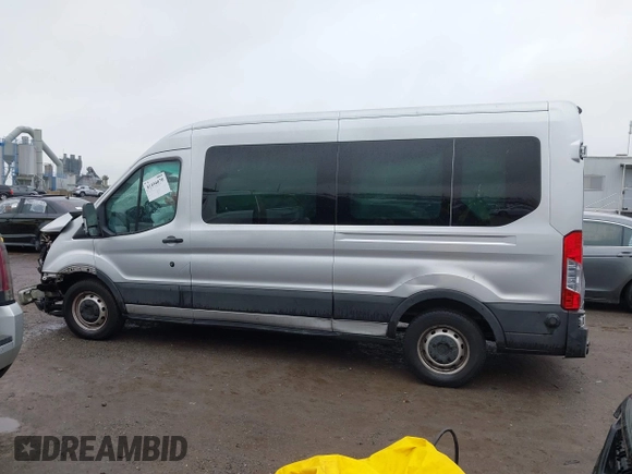 2019 Ford Transit Passenger XL with VIN 1FBAX2CM0KKA73861, listed as a IAAI auction lot 41494070 with 29,556 mi miles. Bid and sale history available at carsss.com. Image 14.
