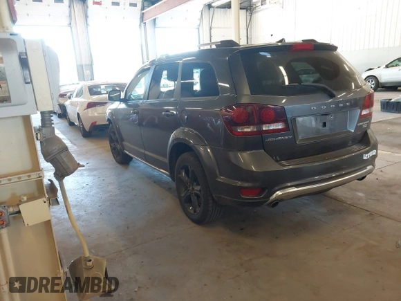 2019 Dodge Journey Crossroad z VIN 3C4PDCGG9KT717767, wystawiony jako IAAI lot #42179967 z przebiegiem 98 686 mil mil oraz . Historia ofert i sprzedaży dostępna na DreamBid. Obrazek 3.