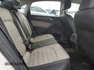 2015 Volkswagen Passat Sport с VIN 1VWBT7A32FC028078, выставлен на аукционе Copart как лот 85415034 с пробегом 120 762 миль миль и Списание • Salvage title. История ставок и продаж доступна на DreamBid. Изображение 10.