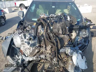 2018 Cadillac XT5 FWD with VIN 1GYKNARS4JZ238915, listed as a IAAI auction lot 42231005 with Not provided miles and . Bid and sale history available at DreamBid. Image 10.