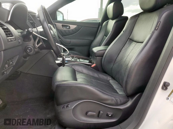 2017 Infiniti QX70 z VIN JN8CS1MU2HM143356, wystawiony jako Copart lot #48197395 z przebiegiem 128 576 mil mil oraz Szkoda całkowita • Salvage title. Historia ofert i sprzedaży dostępna na DreamBid. Obrazek 7.