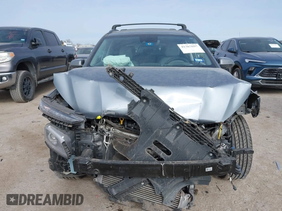 2021 Hyundai Kona Limited with VIN KM8K33A5XMU713252, listed as a IAAI auction lot 41367697 with 42,991 mi miles. Bid and sale history available at carsss.com. Image 12.