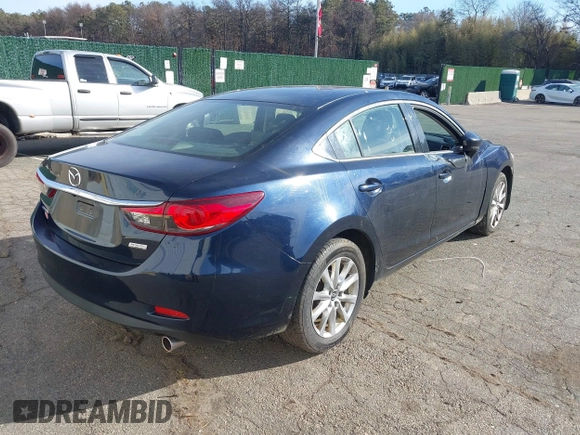 2015 Mazda 6 i Sport with VIN JM1GJ1U53F1220971, listed as a IAAI auction lot 41524727 with 105,436 mi miles. Bid and sale history available at carsss.com. Image 4.