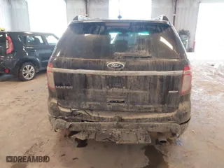 2014 Ford Explorer Limited with VIN 1FM5K8F83EGC41105, listed as a IAAI auction lot 41452555 with 152,193 mi miles. Bid and sale history available at carsss.com. Image 16.