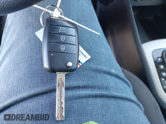 2017 Kia Rio LX z VIN KNADM4A32H6010797, wystawiony jako IAAI lot #39638075 z przebiegiem 51 977 mil mil oraz . Historia ofert i sprzedaży dostępna na DreamBid. Obrazek 11.