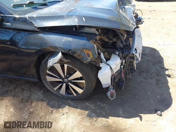 2019 Nissan Altima SL with VIN 1N4BL4EV2KC236359, listed as a IAAI auction lot 41863892 with 85,276 mi miles and . Bid and sale history available at DreamBid. Image 6.