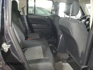 2015 Jeep Patriot Sport with VIN 1C4NJPBB8FD273926, listed as a Copart auction lot 51528425 with 214,982 mi miles and Salvage Title. Bid and sale history available at carsss.com. Image 10.
