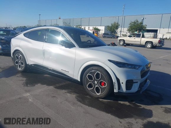 2023 Ford Mustang Mach-E GT z VIN 3FMTK4SE4PMA54704, wystawiony jako IAAI lot #42163871 z przebiegiem 67 987 mil mil oraz . Historia ofert i sprzedaży dostępna na DreamBid. Obrazek 1.