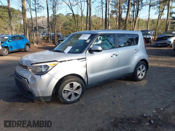 2016 Kia Soul with VIN KNDJN2A29G7843388, listed as a IAAI auction lot 40996261 with 103,900 mi miles. Bid and sale history available at carsss.com. Image 2.