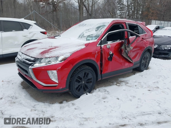 2019 Mitsubishi Eclipse Cross LE z VIN JA4AT4AA0KZ027895, wystawiony jako IAAI lot #41300266 z przebiegiem 87 993 mil mil oraz . Historia ofert i sprzedaży dostępna na DreamBid. Obrazek 2.
