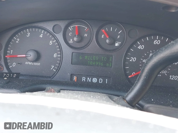 2005 Ford Taurus SE с VIN 1FAHP53205A262987, выставлен на аукционе IAAI как лот 42580079 с пробегом 104 996 миль миль и . История ставок и продаж доступна на DreamBid. Изображение 7.