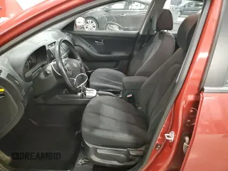 2010 Hyundai Elantra GLS z VIN KMHDU4AD1AU953272, wystawiony jako Copart lot #56724705 z przebiegiem 100 063 mil mil oraz Szkoda całkowita • Salvage title. Historia ofert i sprzedaży dostępna na DreamBid. Obrazek 7.
