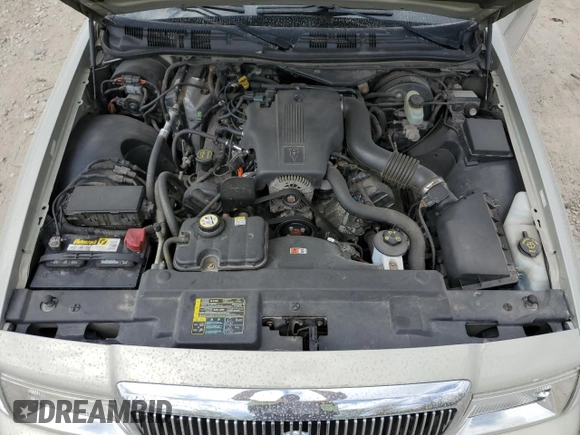 2004 Mercury Grand Marquis GS z VIN 2MEFM74W94X601693, wystawiony jako Copart lot #56303935 z przebiegiem 98 674 mil mil oraz Czysty tytuł • Clean title. Historia ofert i sprzedaży dostępna na DreamBid. Obrazek 11.