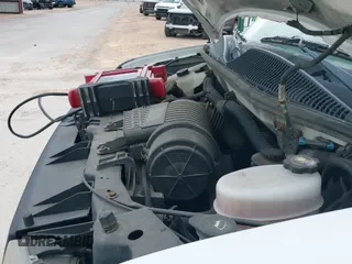 2011 Chevrolet Express Passenger 1LT z VIN 1GAZG1FG5B1106432, wystawiony jako IAAI lot #42356831 z przebiegiem 216 679 mil mil oraz . Historia ofert i sprzedaży dostępna na DreamBid. Obrazek 19.