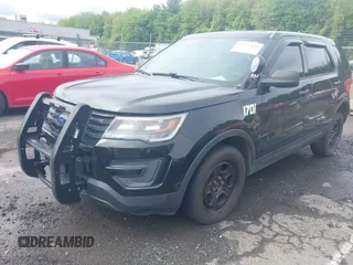2017 Ford Police Interceptor Utility with VIN 1FM5K8ARXHGD57454, listed as a IAAI auction lot 42233888 with 121,244 mi miles and . Bid and sale history available at DreamBid. Image 17.