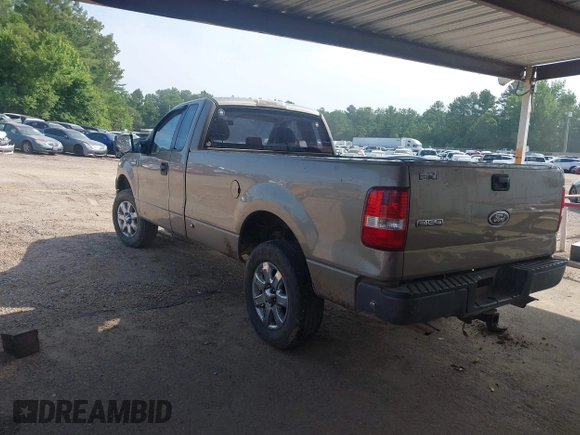 2005 Ford F-150 XL with VIN 1FTRF12W55NA34555, listed as a IAAI auction lot 42410275 with 251,647 mi miles and . Bid and sale history available at DreamBid. Image 3.