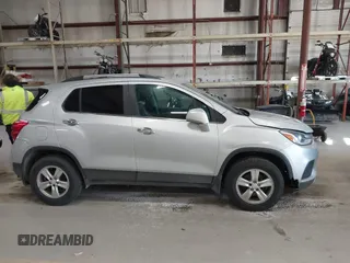 2018 Chevrolet Trax LT with VIN 3GNCJPSBXJL317104, listed as a IAAI auction lot 41761148 with 235,521 mi miles. Bid and sale history available at carsss.com. Image 13.
