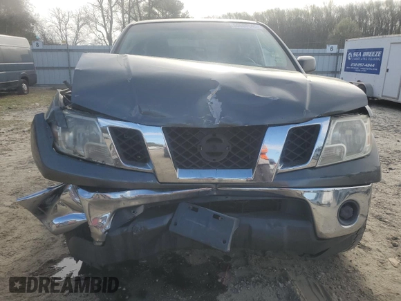 2009 Nissan Frontier SE z VIN 1N6AD09W69C423948, wystawiony jako Copart lot #50600545 z przebiegiem 221 181 mil mil oraz Czysty tytuł • Clean title. Historia ofert i sprzedaży dostępna na DreamBid. Obrazek 5.
