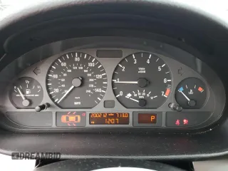 2004 BMW 3 Series 325i with VIN WBAAZ33414KP89681, listed as a Copart auction lot 43840195 with 200,212 mi miles and Salvage Title. Bid and sale history available at carsss.com. Image 9.